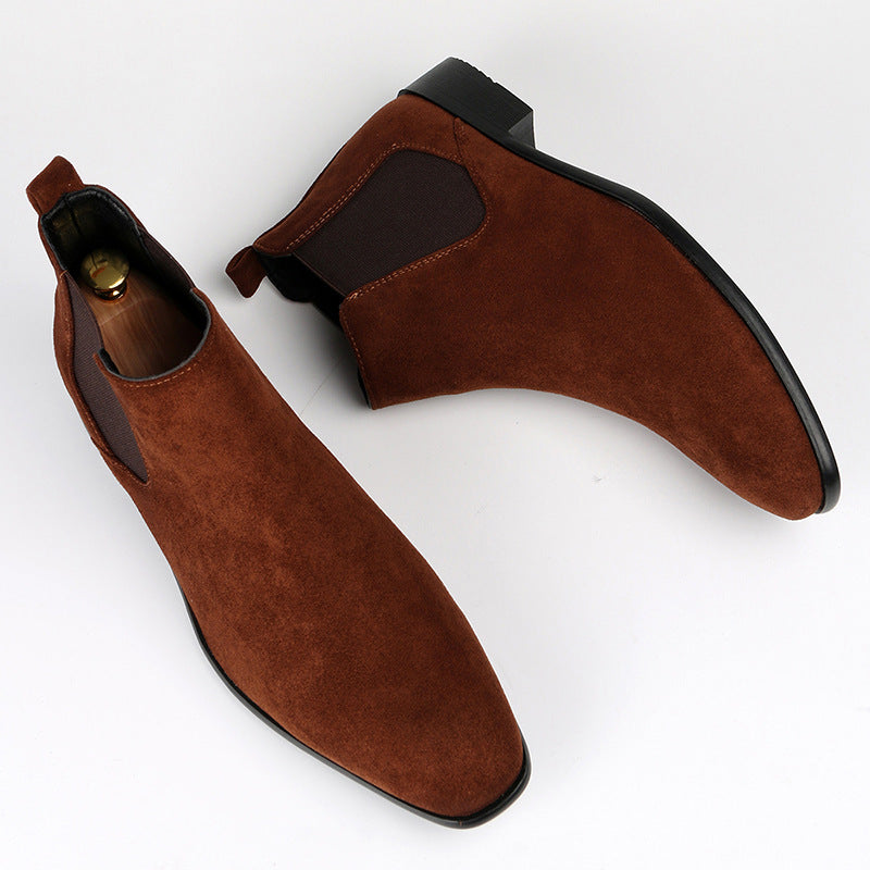 Women's versatile slip-on Chelsea boots with comfortable block heel for everyday fashion.