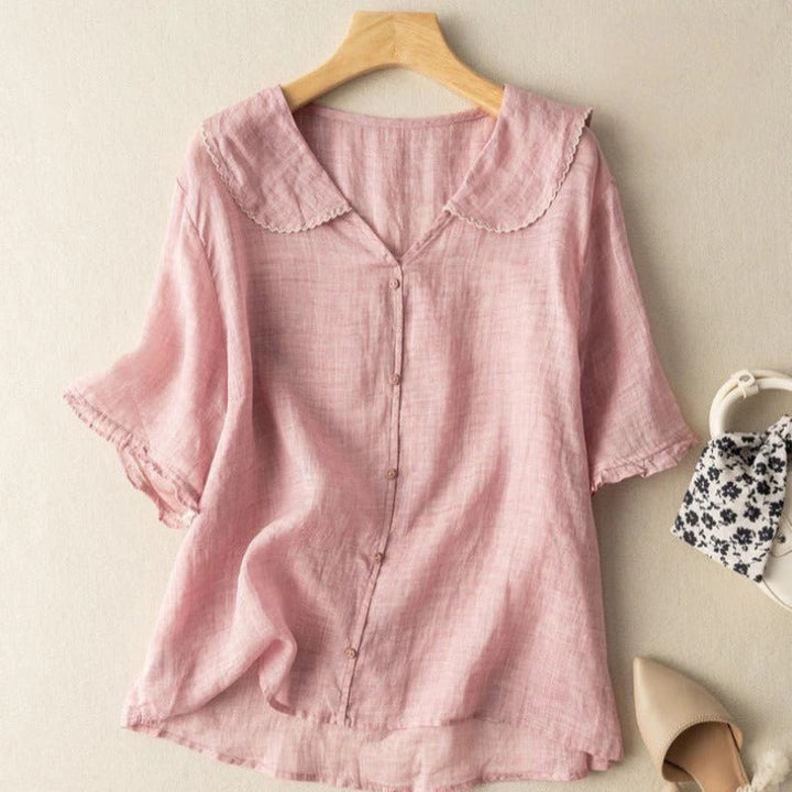 Elegant women's vintage button blouse with a beautiful scalloped collar. Ideal for office fashion & casual wear.