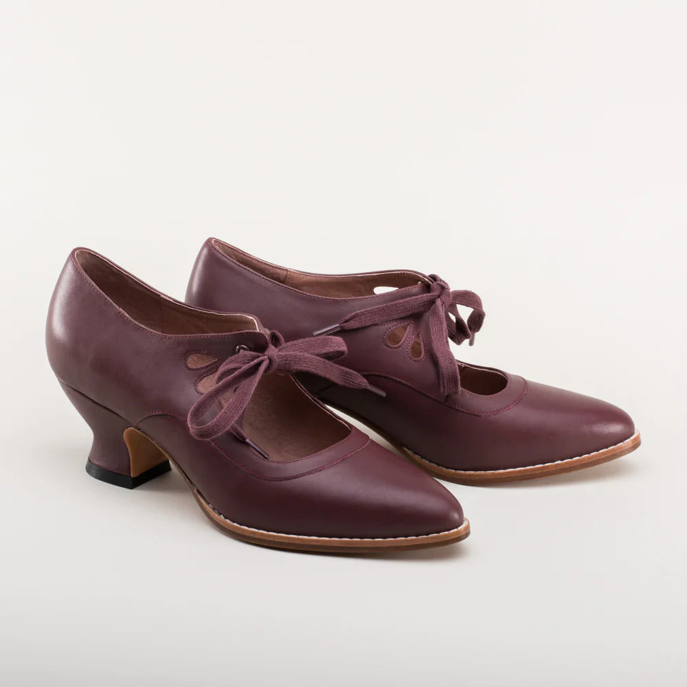 Women's Viviana orthopedic support pumps, leather, engineered for maximum comfort, arch support, and stability.