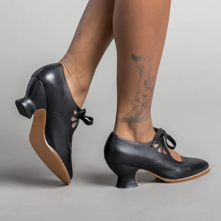 Professional women's Viviana orthopedic pumps, leather, offering stability & all-day arch support for the office.