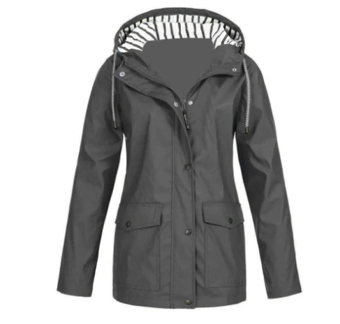 Active women's insulated winter jacket, weatherproof & breathable, designed for comfort during outdoor adventures.