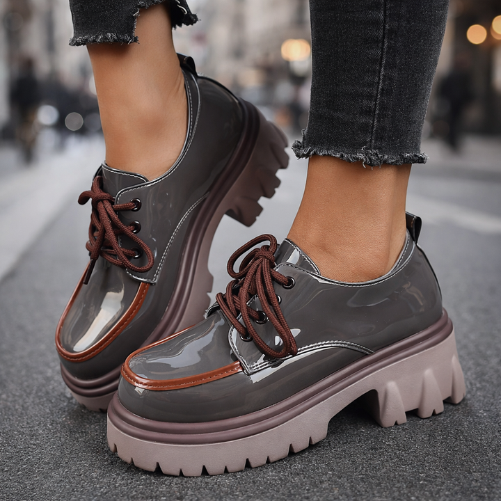 Women's white fashion platform sneakers with laces, orthopedic insole & shock-absorbing lug sole