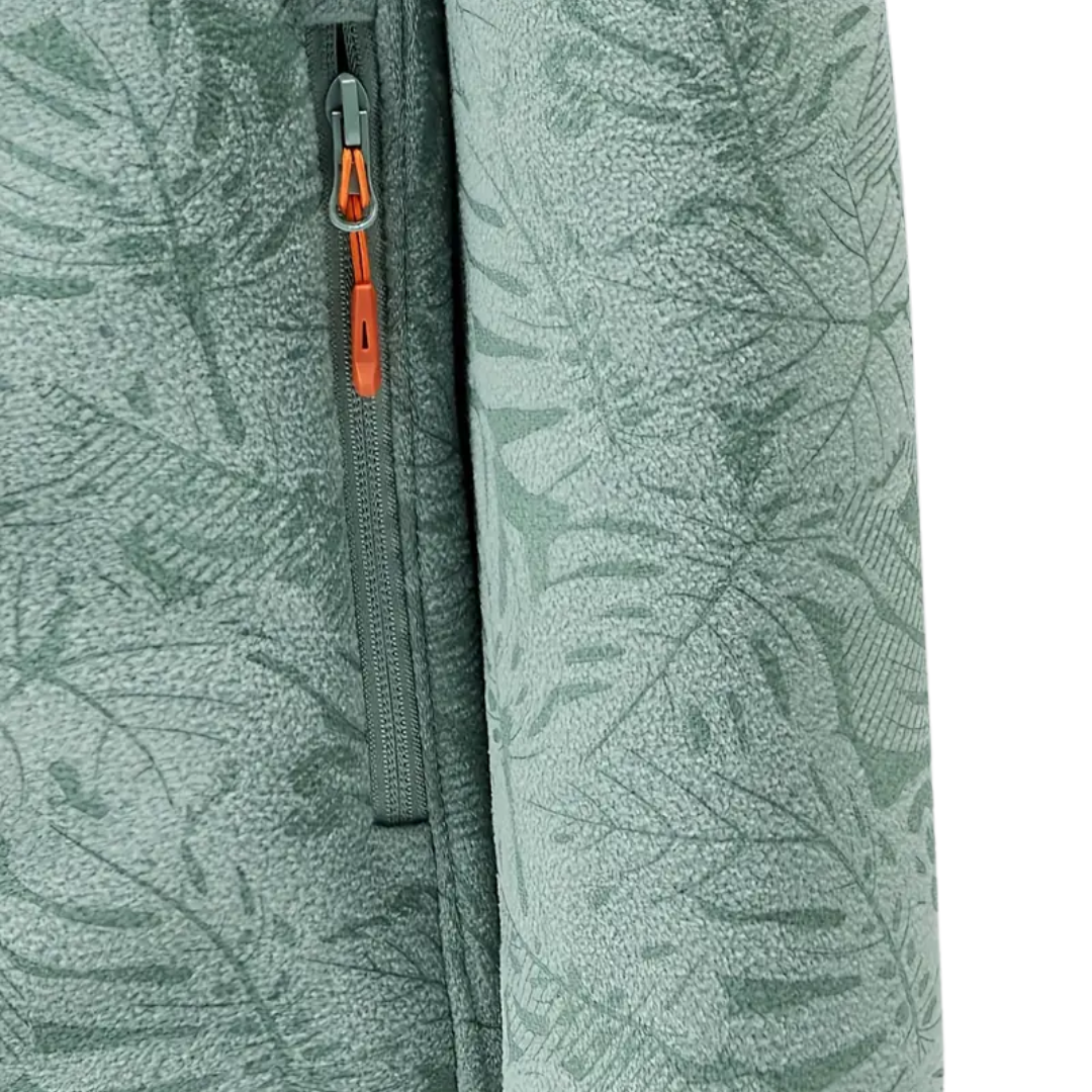 Women's winter windproof outdoor jacket with vibrant botanical print for comfort & style.