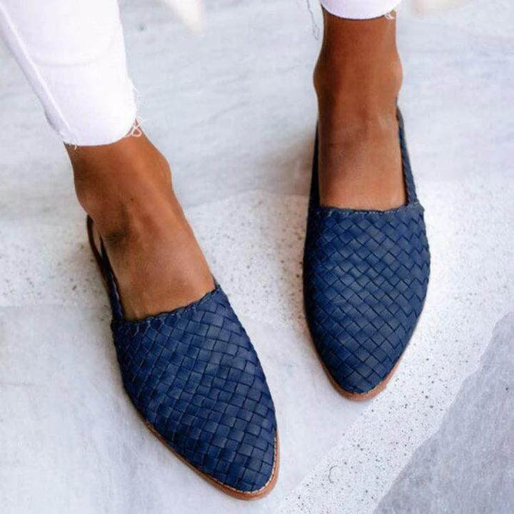 Pointed toe woven mules for women. Easy slip-on backless design offers comfort & versatility as casual loafers.